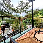Cottonwood Villa Pramestha Dago - Bbq Jacuzzi Netflix